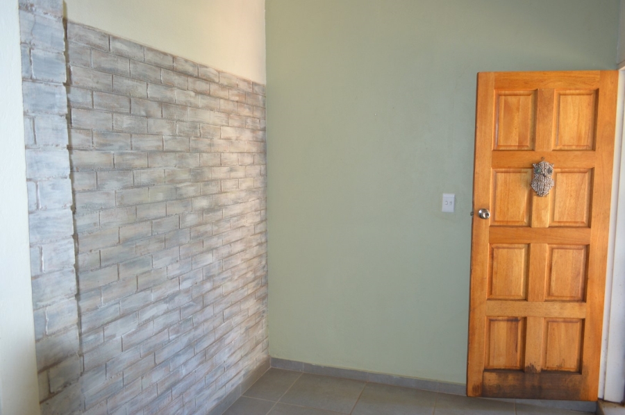 4 Bedroom Property for Sale in Flamwood North West